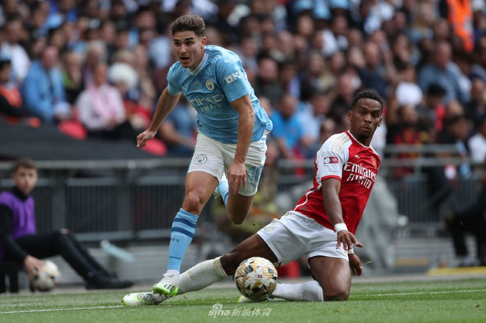 在国内足球 在国内足球