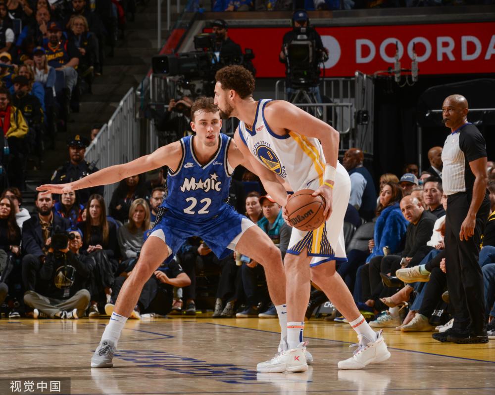 随着巴萨新 随着巴萨新