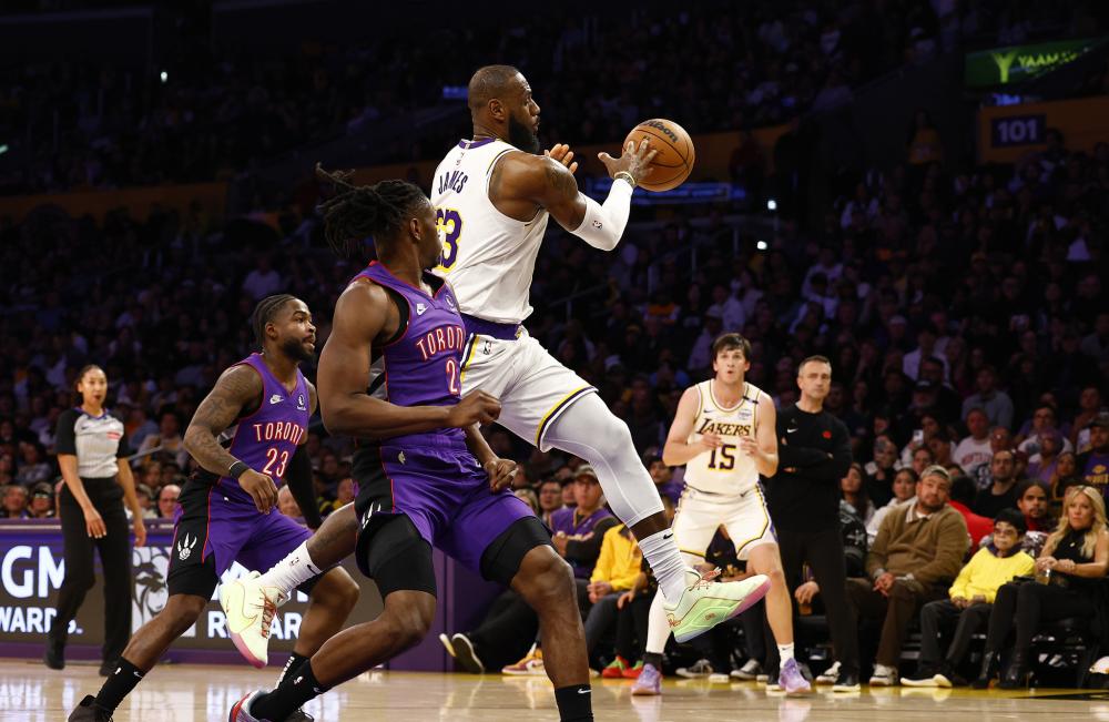 KPL河道竞速爆火，这款游戏策略对决更燃